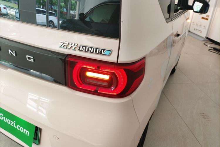 Used Wuling Hongguang MINIEV 2021 Macaron Premium Model – Lithium Iron Phosphate
