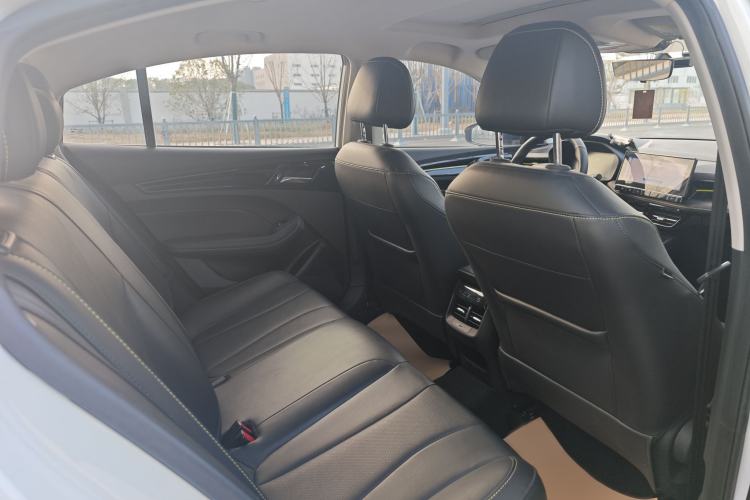 Used Roewe i5 2021 1.5L CVT Diamond Edition
