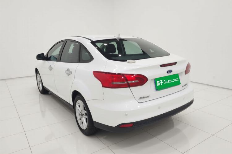 Used Ford Focus 2017 Sedan 1.6L Automatic Fashion Edition Smart Drive Version
