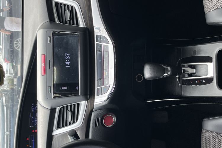 Used Honda Jade 2017 1.8L automatic Comfort version 5 seats
