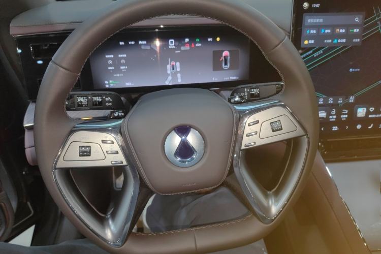 Used Denza Z9GT 2024 1100 Four-Wheel Drive Ultra Version
