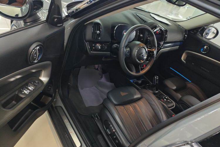 Used  Countryman 2023 2.0T COOPER S ALL4 Connoisseur
