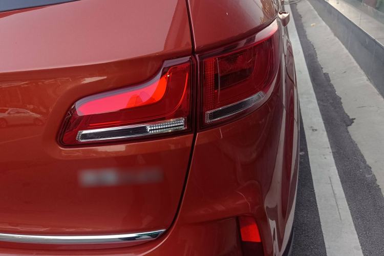 Used Bestune X40 2018 Internet Celebrity Edition 1.6L Automatic Luxury Version
