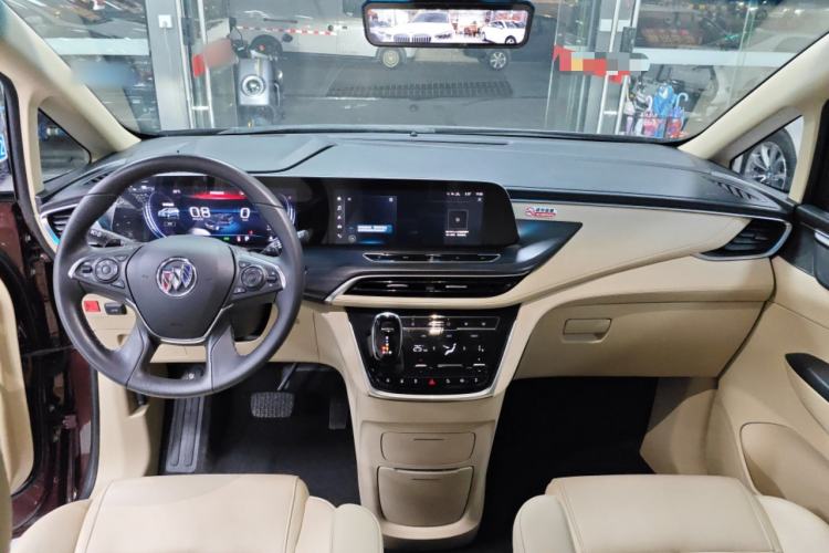 Used Buick GL8 2022 ES Landtrek 653T Luxury Edition