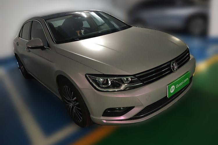 Used Volkswagen Lamando 2018 280TSI DSG Luxury Edition
