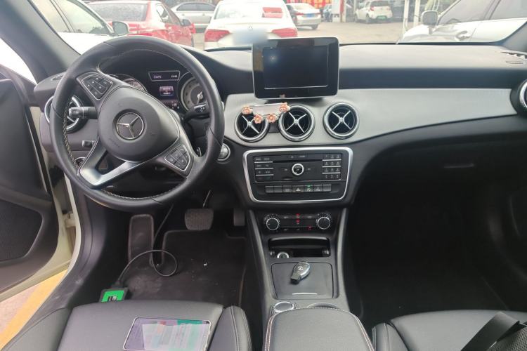 Used Mercedes-Benz CLA 2015 CLA 200
