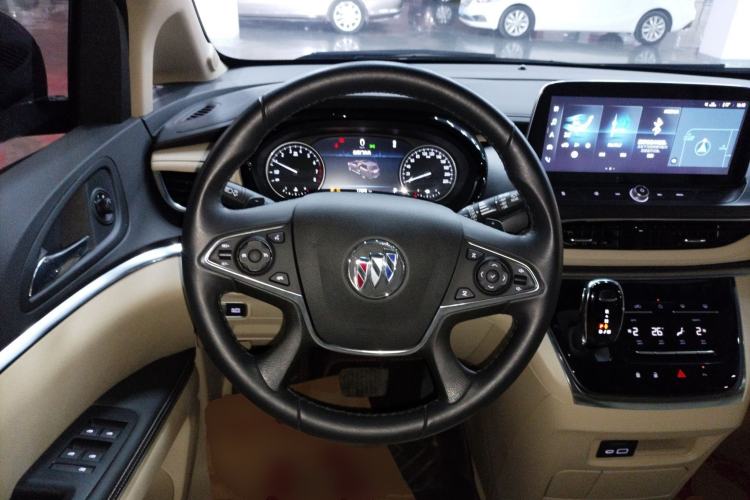 Used Buick GL8 2023 Facelifted Land Cruiser Executive Luxury Version
