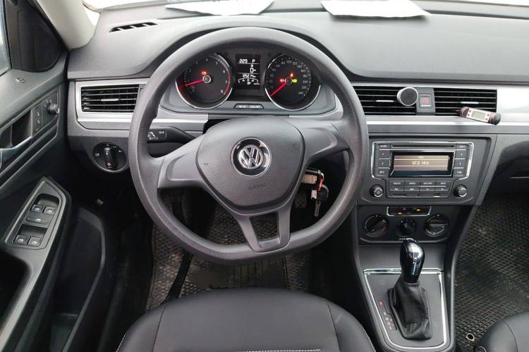 Used Volkswagen Bora 2016 1.6L Automatic Fashion Model
