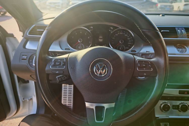 Used Volkswagen FAW-Volkswagen CC 2016 2.0 TSI Luxury Model
