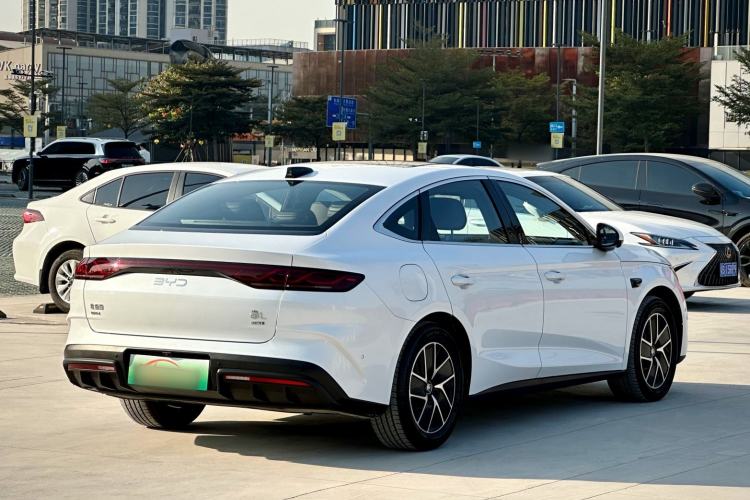 Used BYD Qin L 2025 DM-i Smart Drive 120KM Superior Model