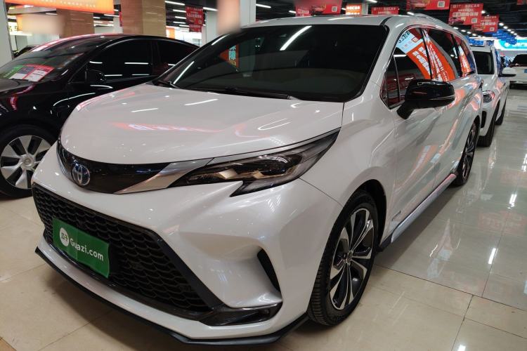 Used Toyota Granvia 2023 2.5L Hybrid Prestige VIP Edition