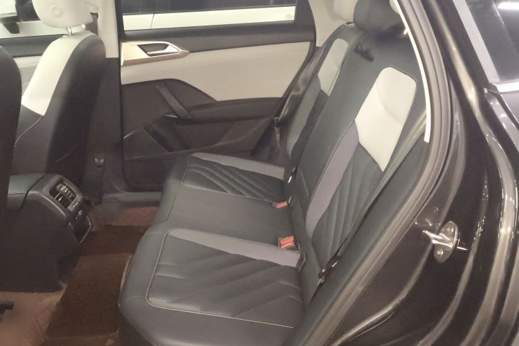 Used Volkswagen Tharu 2023 300TSI Two-Wheel-Drive Full Moon Edition