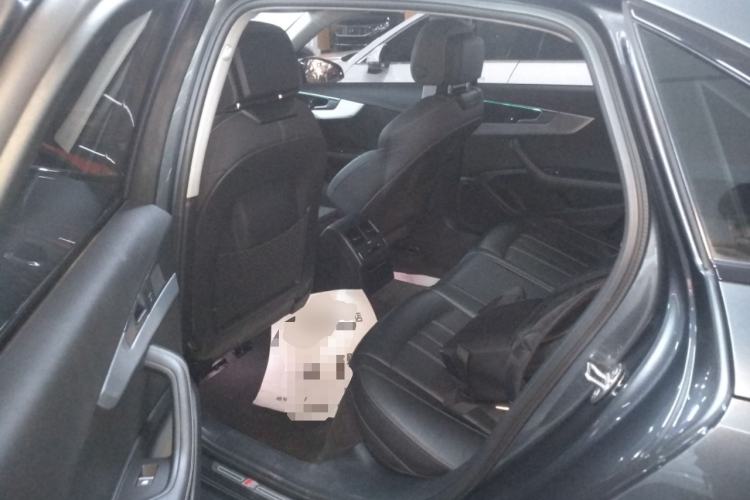 Used Audi A4L 2022 40 TFSI Luxury Dynamic Model
