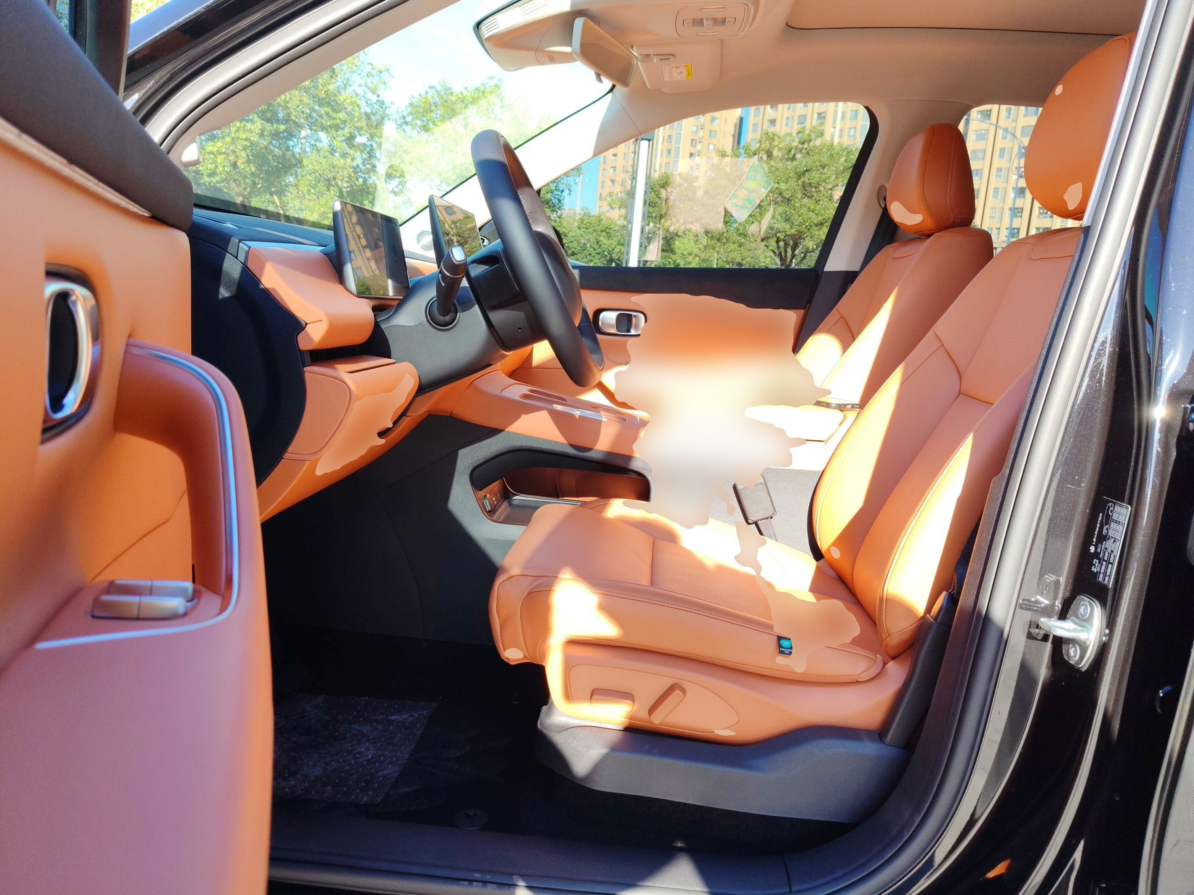 Переднее сиденье в автомобиле