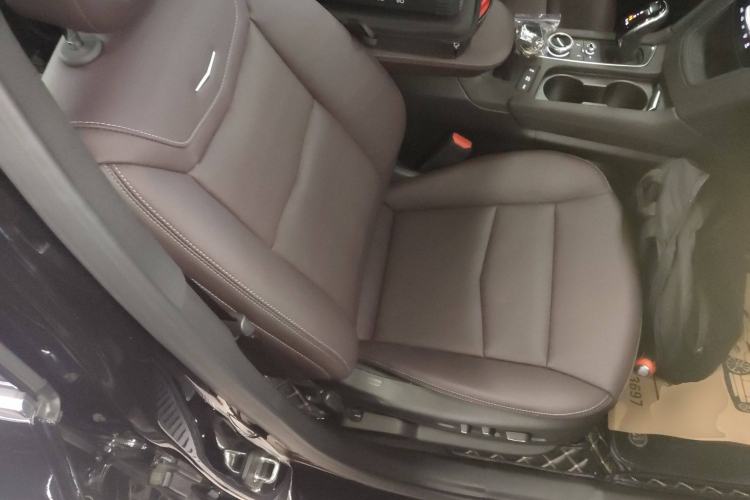 Used Cadillac XT6 2022 2.0T Six-Seater Four-Wheel Drive Luxury Version
