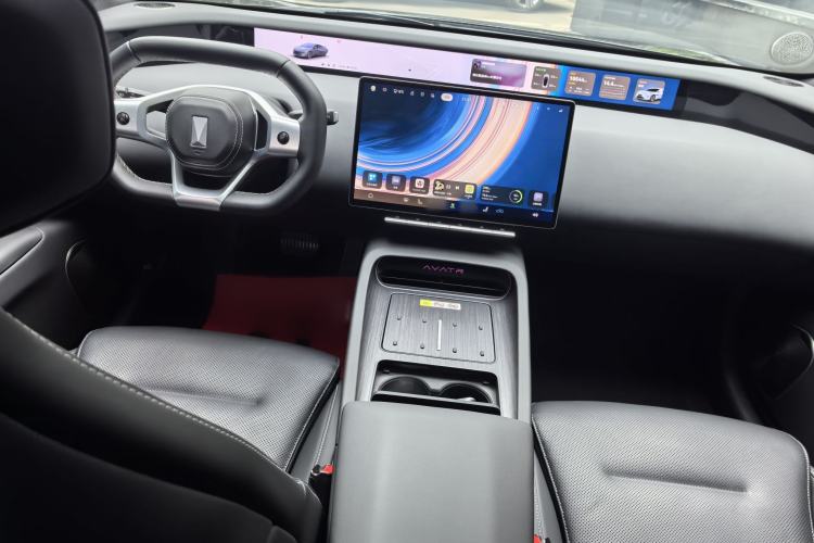 Used  12 2025 Ultra Extended-Range Edition
