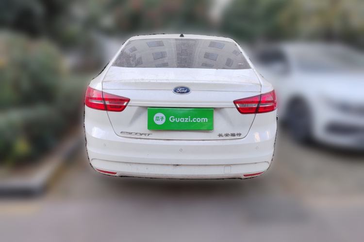 Used Ford Escort 2015 1.5L Manual Comfort Model
