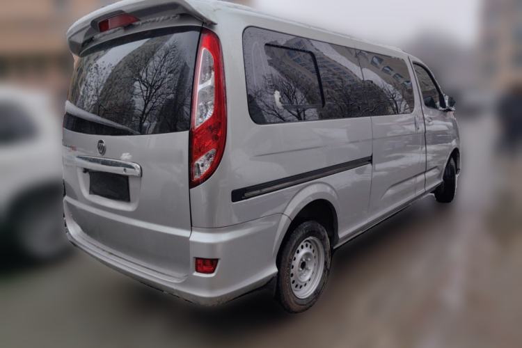 Used Foton Scenic G5 2024 2.0L Gasoline Commercial & Travel Version Passenger Van 7/9 Seats Model DAN20L