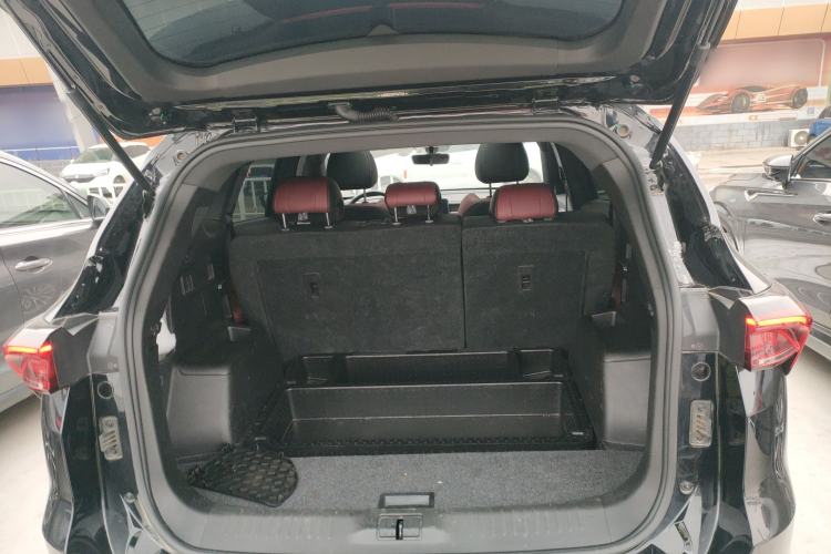 Used JETOUR X70 PLUS 2023 1.5T DCT Ziqiang PRO 5-Seater
