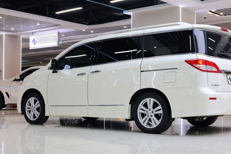 Used Nissan Quest 2015 3.5L SL
