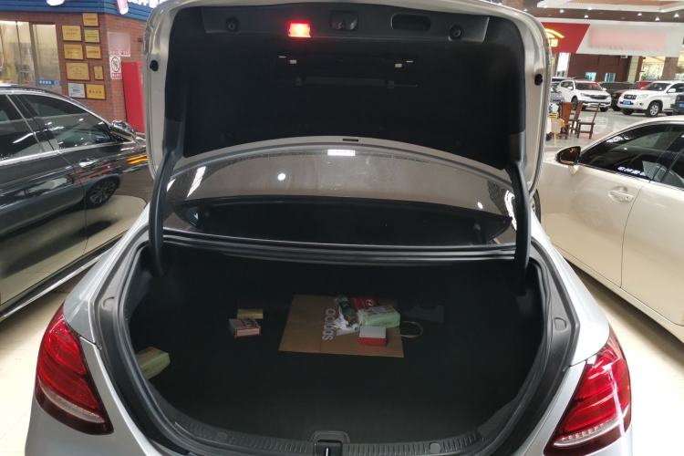 Used Mercedes-Benz E-Class 2016 E 300 L Stylish Model
