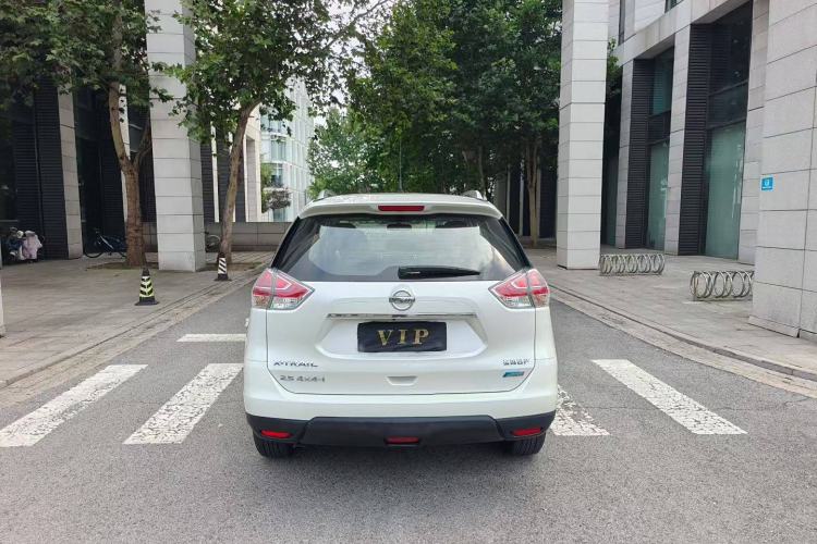 Used Nissan X-Trail 2016 2.5L CVT Sport Edition 4WD
