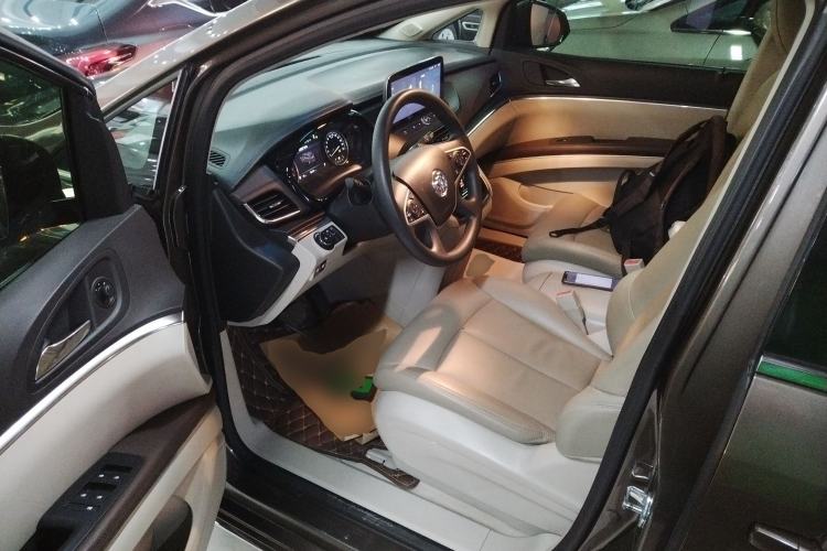 Used Buick GL8 2023 Land Executive Class Smart Enjoyment Model
