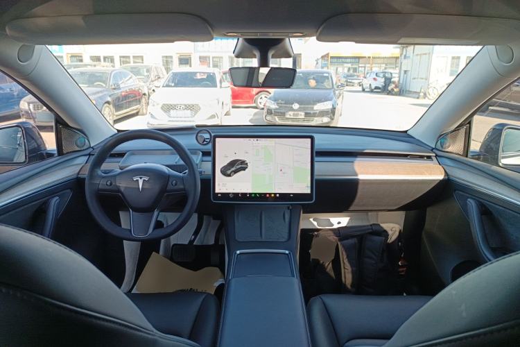 Used Tesla Model Y 2021 Standard Range Rear-Wheel Drive Version
