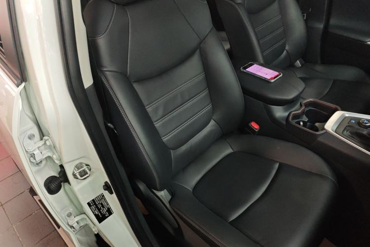 Used Toyota RAV4 2020 Dual-Engine 2.5L E-CVT 4x4 Elite PLUS Edition
