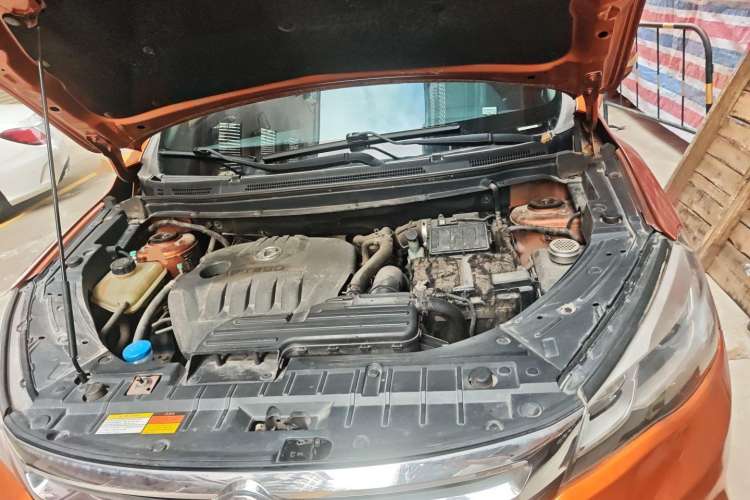 Used Dongfeng Aeolus AX5 2017 1.4T Manual Qushang Model
