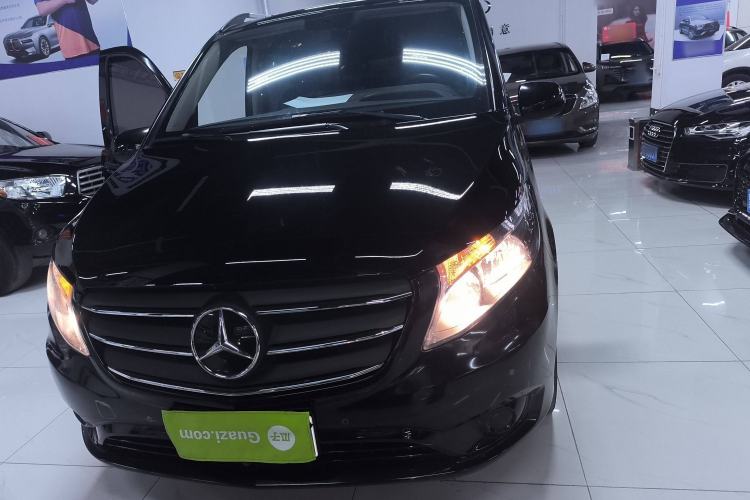 Used Mercedes-Benz Vito 2023 2.0T Business Version 7 Seats