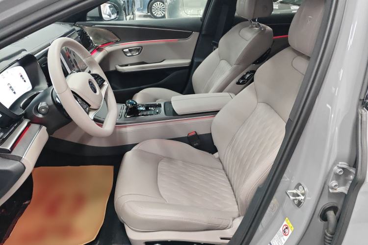 Used BYD Han 2025 EV with 701 km of Laser Radar-Enabled Intelligent Driving