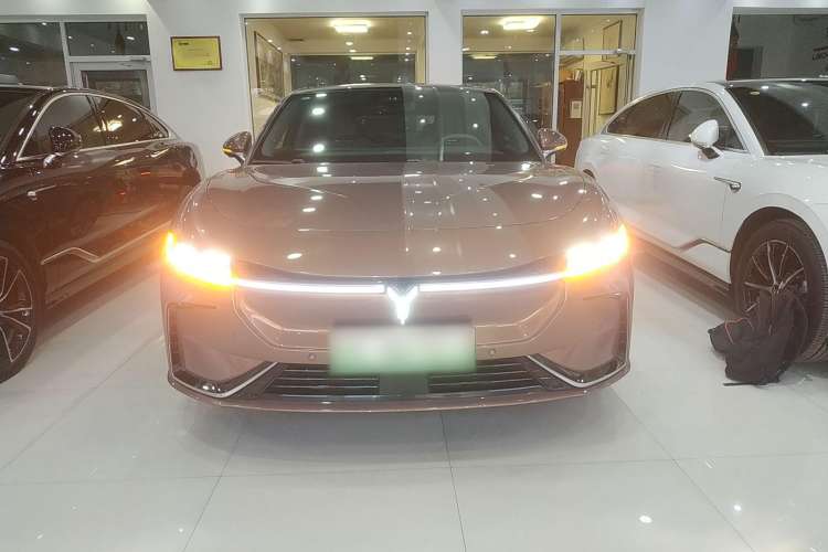 Used VOYAH PASSION 2023 Four-Wheel Drive Long-Range Version
