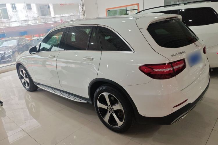 Used Mercedes-Benz GLC 2019 GLC 260 L 4MATIC Luxury Model
