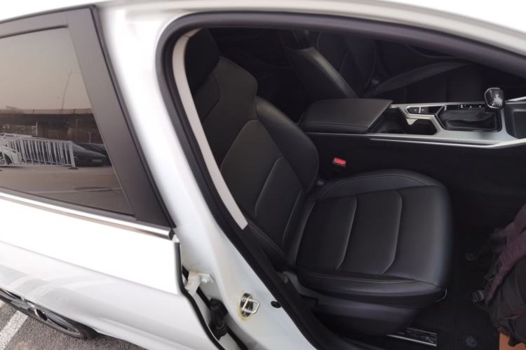 Used Geely Auto Emgrand 2025 4th Generation 1.5L CVT Luxury Version
