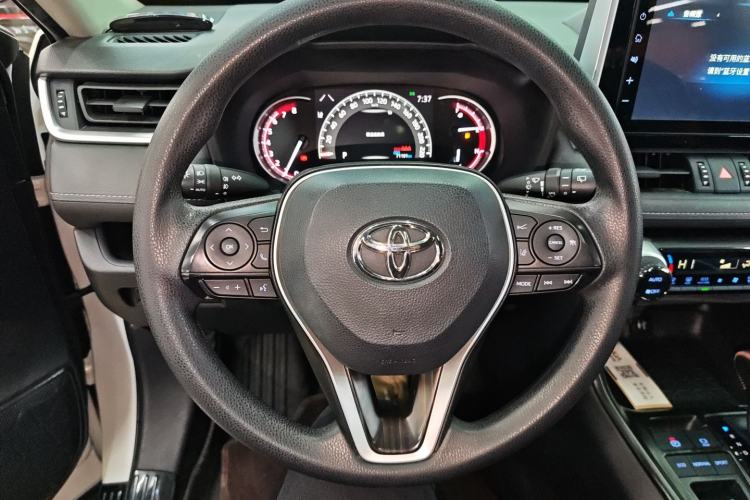 Used Toyota RAV4 2020 2.0L CVT Two-Wheel Drive Fashion Edition
