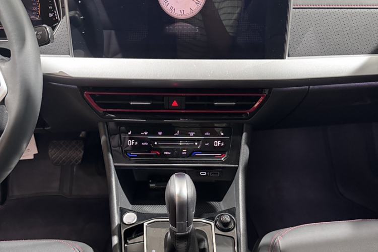 Used Volkswagen Lavida 2024 300TSI DSG Starry Sky Leading Edition
