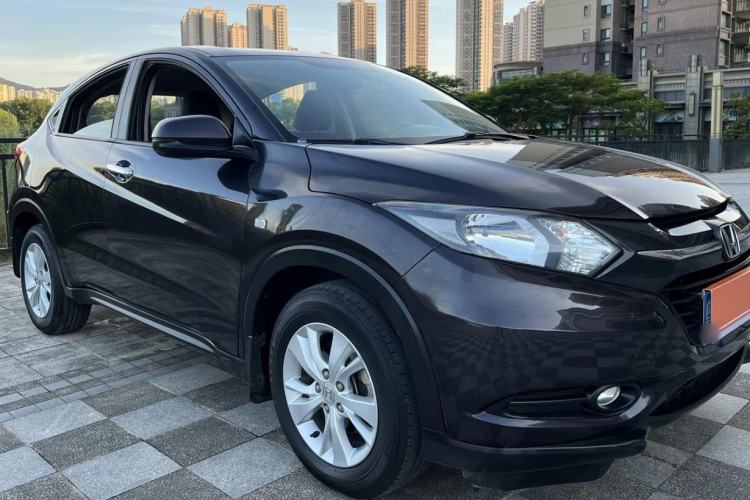 Used Honda Vezel 2015 1.8L CVT 2WD Elite Model
