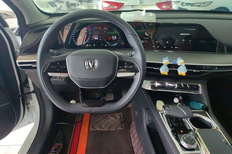 Used Changan Eado 2022 PLUS Blue Whale NE 1.4T GDI DCT Prestige Edition
