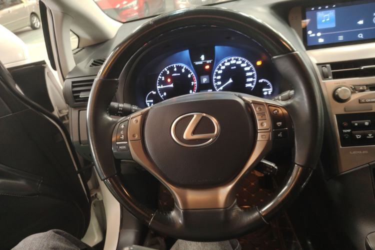 Used Lexus RX Classic 2013 270 Elegant Edition
