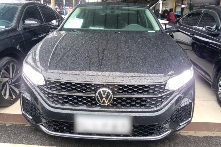 Used Volkswagen Passat 2022 330TSI Starry Elite Edition Custom Version
