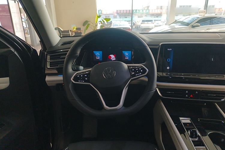 Used Volkswagen Teramont 2024 380TSI Four-Wheel Drive Longxiang Edition
