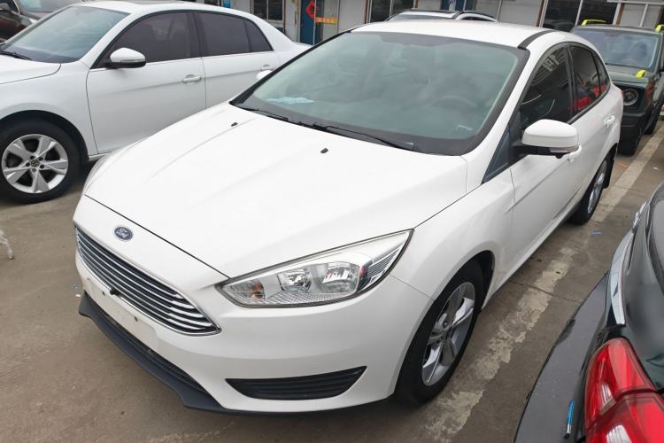 Used Ford Focus 2018 Sedan Classic 1.6L Automatic Comfort Plus Smart Drive Version