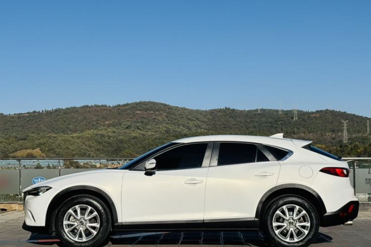 Used Mazda CX-4 2018 2.0L Automatic Two-Wheel Drive Blue Sky Dynamic Version China V Standard
