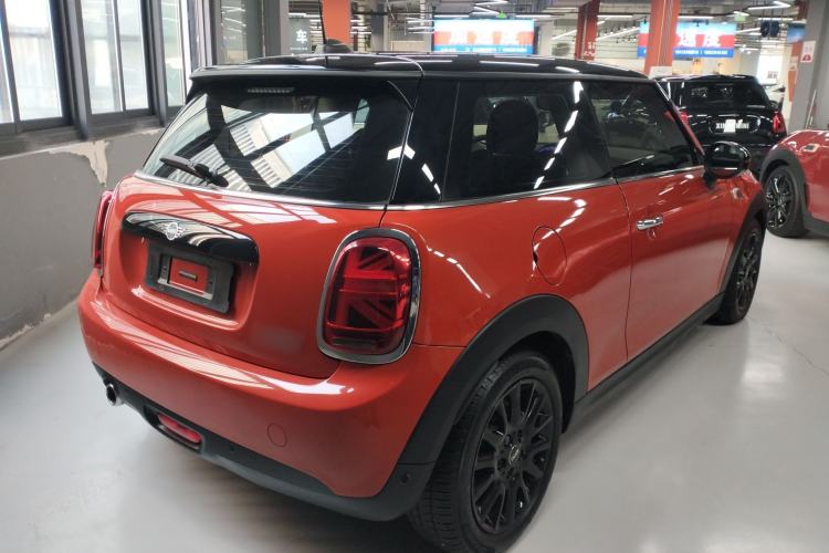 Used  MINI 2018 1.5T COOPER Classic Edition
