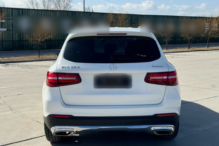 Used Mercedes-Benz GLC 2016 GLC 260 4MATIC Luxury Model
