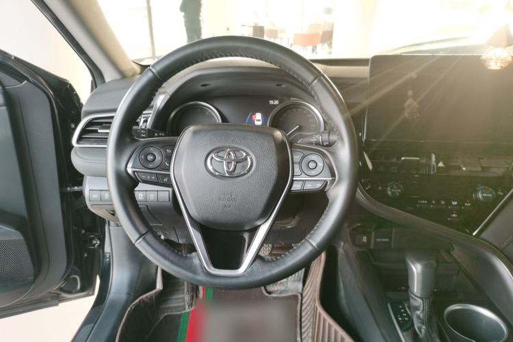 Used Toyota Camry 2021 2.0G Luxury Edition