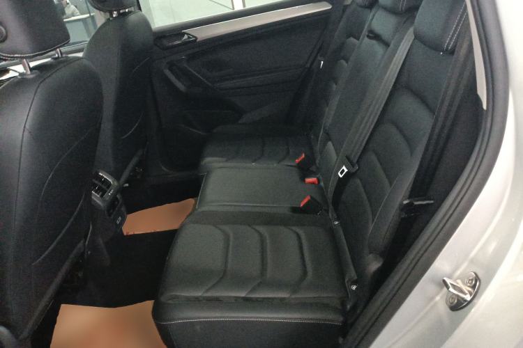 Used Volkswagen Tiguan L 2018 330TSI Automatic Two-Wheel Drive Luxury Edition
