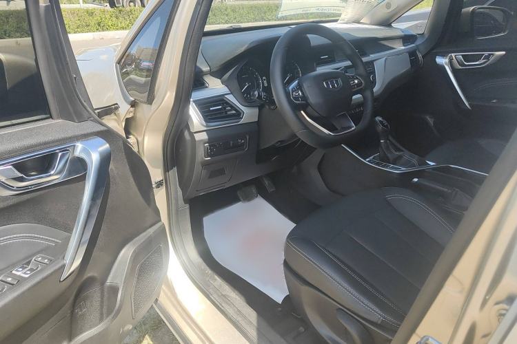 Used Geely Auto Vision X3 2019 Upgraded Model 1.5L CVT Elite Version
