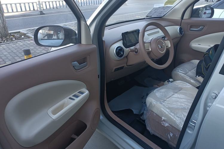 Used Wuling Hongguang MINIEV 2025 Four-Door Version Advanced Edition
